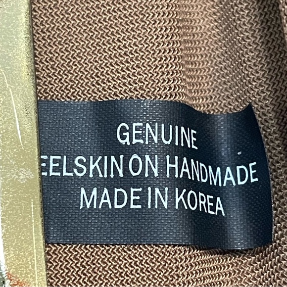 Vintage Leather Clutch with Crescent Shape. Double coin purse. Eel skin. Used. - Picture 7 of 7